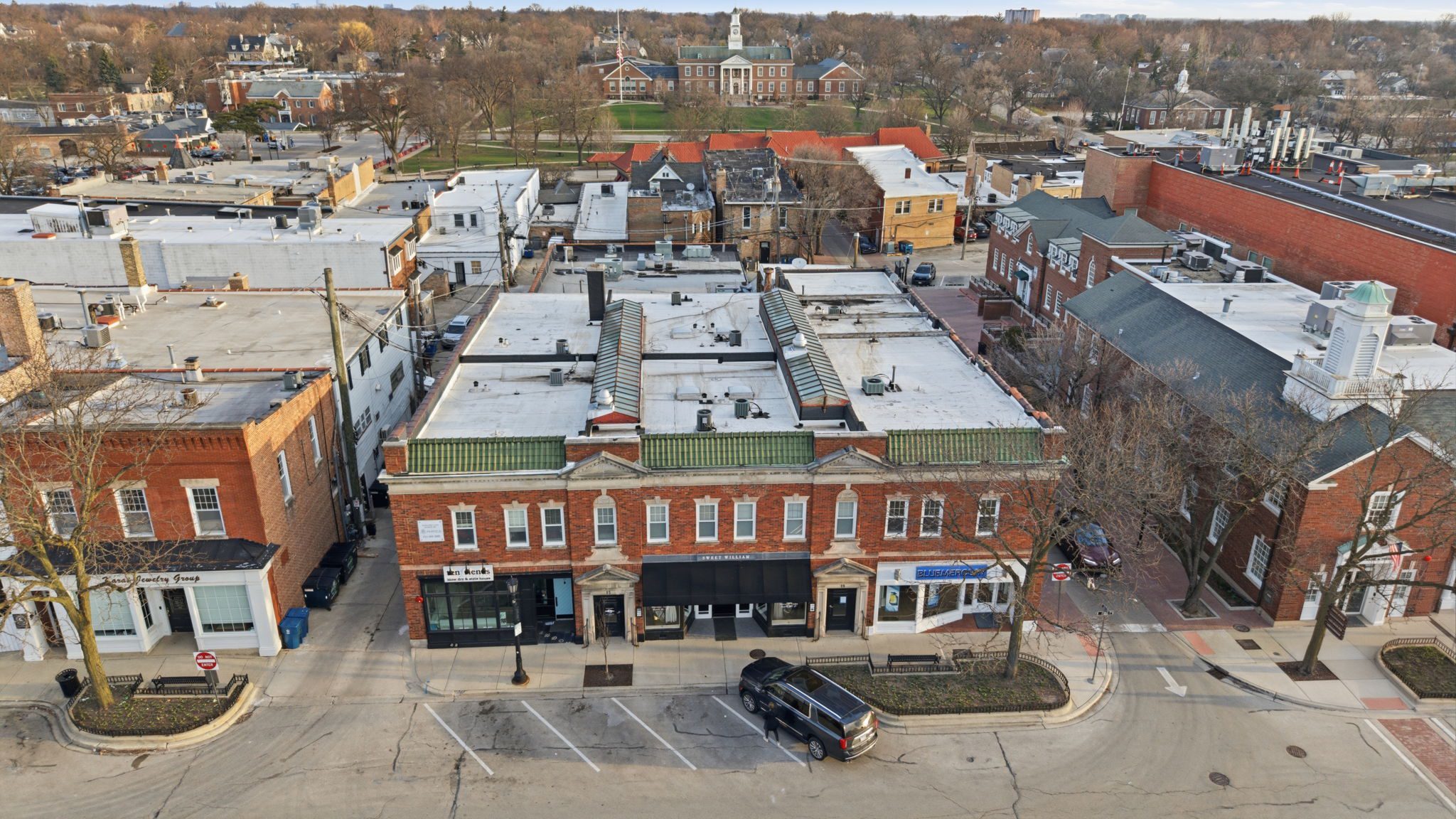 11-21 E. First Street, Hinsdale, IL 60521