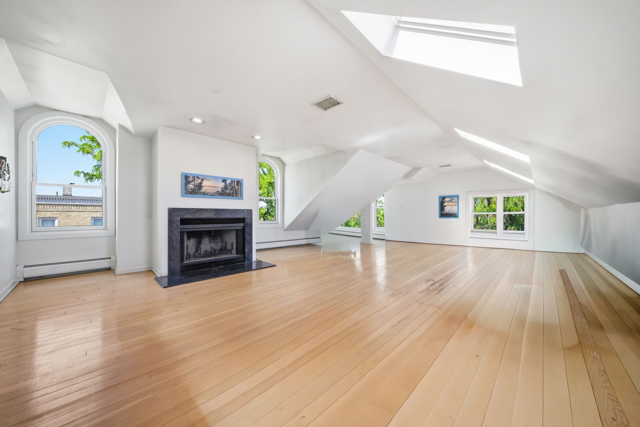 102 S. Washington, Hinsdale, IL 60521