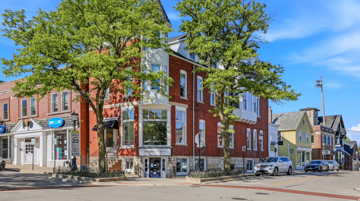 102 S. Washington, Hinsdale, IL 60521