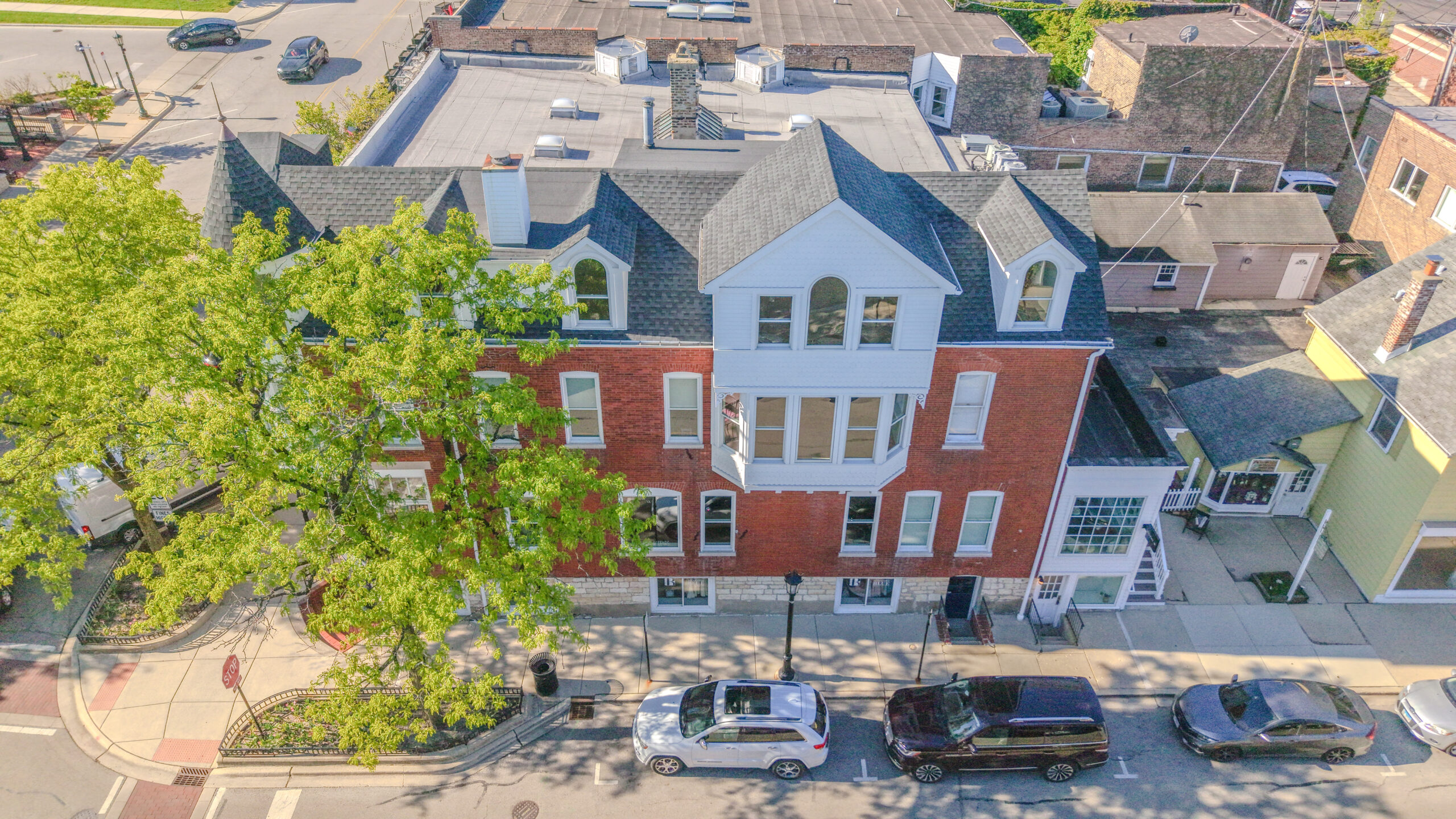102 S. Washington, Hinsdale, IL 60521