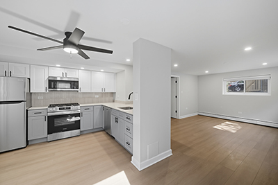 143 Ann Street, Clarendon Hills 60514 Apt. 1S