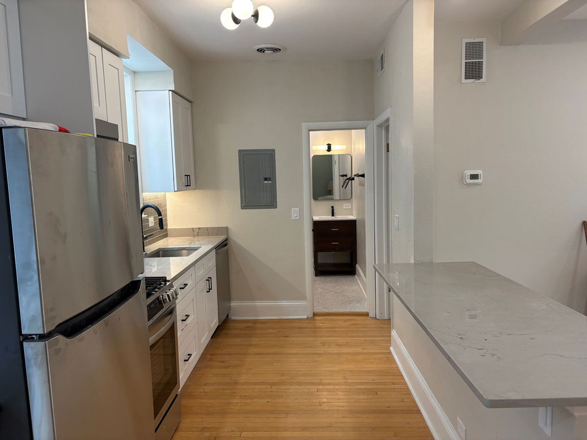 19 E. First Street, Hinsdale, IL 60521 Suite B